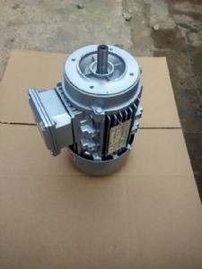 һN늄(dng)C(j)y2-7124 0.37kw  4(j) Pʽ